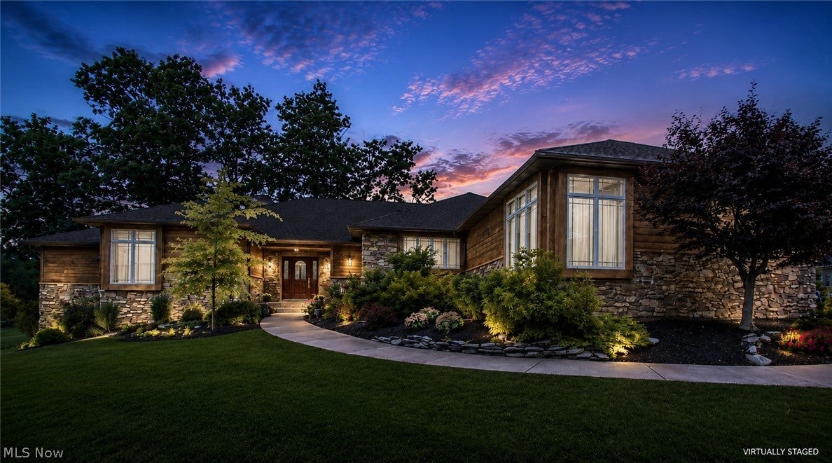 3909 Weymouth Woods Drive
