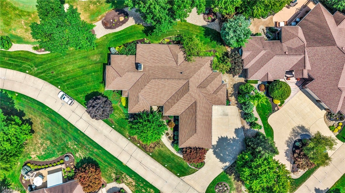 3909 Weymouth Woods Drive