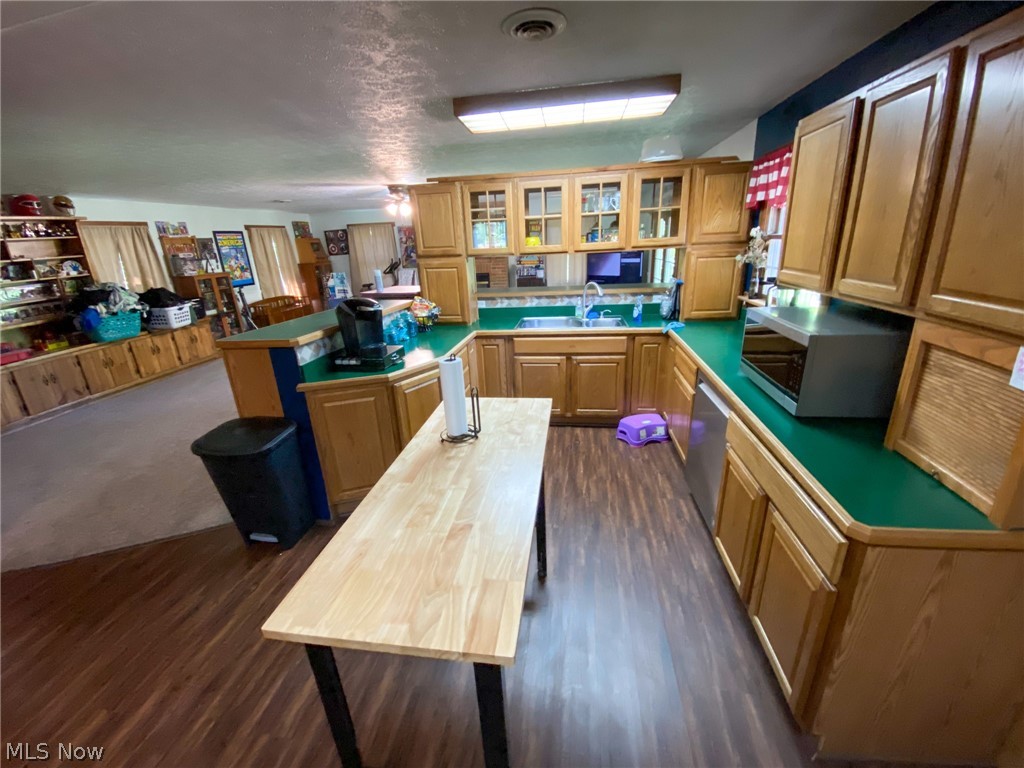 Aurora Acres - Residential