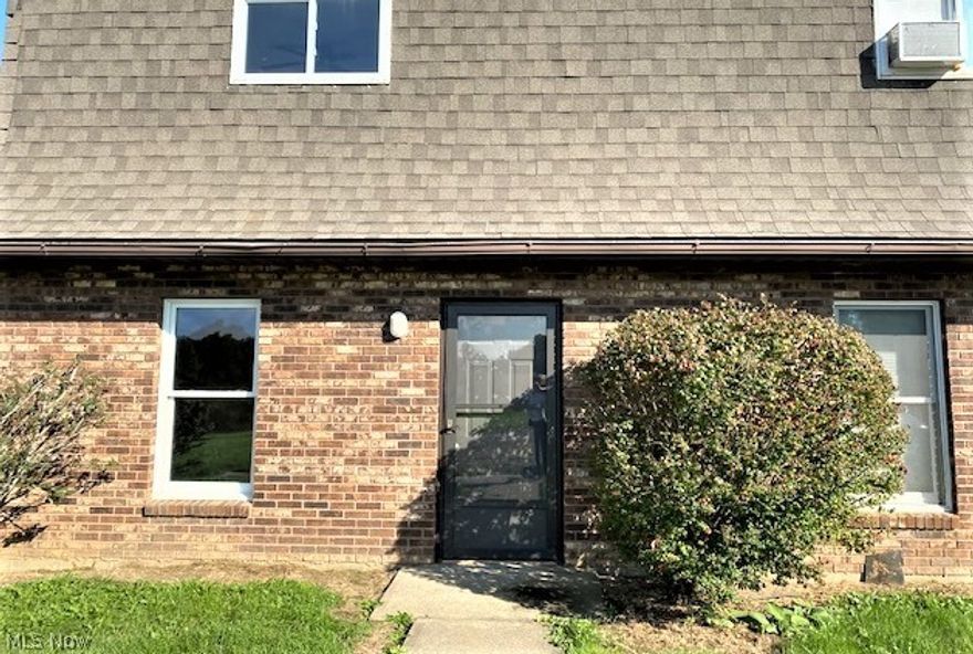 Nice sized 2 bedroom apartment situated on 20 acres in the Tri Valley School District.  Washer and Dryer Hookups in the unit.  Tenant supplies their own appliances.  2 bedrooms on the second floor and full bath, 1/2 bath on the first floor.  Patio area for your plants and enjoying the scenery.   No Pets or Smoking.
$725 A month and $725 Deposit.  Owner pays for trash, water and sewer.  Tenant pay electric.