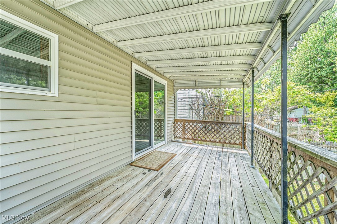 1474 Deermont Avenue, Madison, Ohio image 22