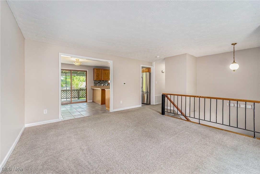 1474 Deermont Avenue, Madison, Ohio image 10
