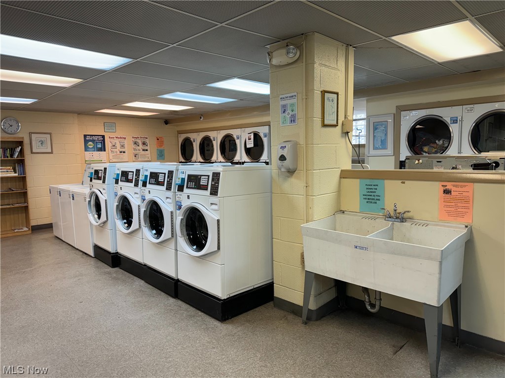 Lake House Condo - Residential