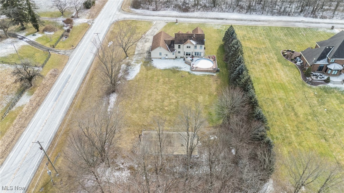 5800 Deer Spring Run, Canfield, Ohio image 33