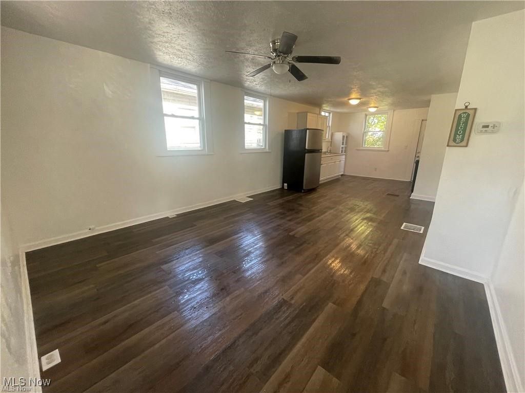 Photo of 514 4th Street SW, Massillon, OH 44647 (MLS # 5183009)