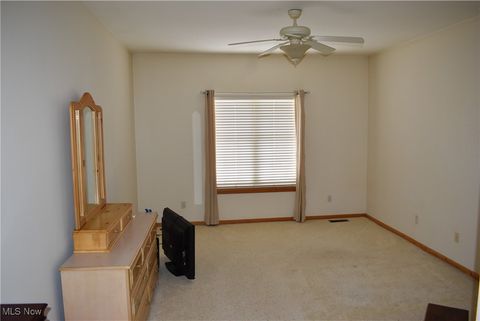 Tiny photo for 1052 Villa Place, Girard, OH 44420 (MLS # 5179519)