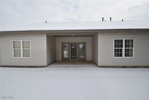 Tiny photo for 1052 Villa Place, Girard, OH 44420 (MLS # 5179519)