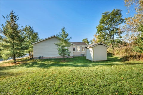 Tiny photo for 557 Chambers Road, Chardon, OH 44024 (MLS # 5255155)