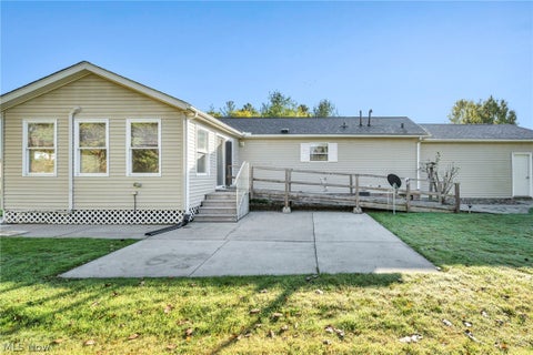 Tiny photo for 557 Chambers Road, Chardon, OH 44024 (MLS # 5255155)