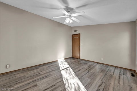 Tiny photo for 557 Chambers Road, Chardon, OH 44024 (MLS # 5255155)