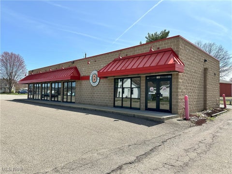 Photo for 140 Commercial Avenue SE