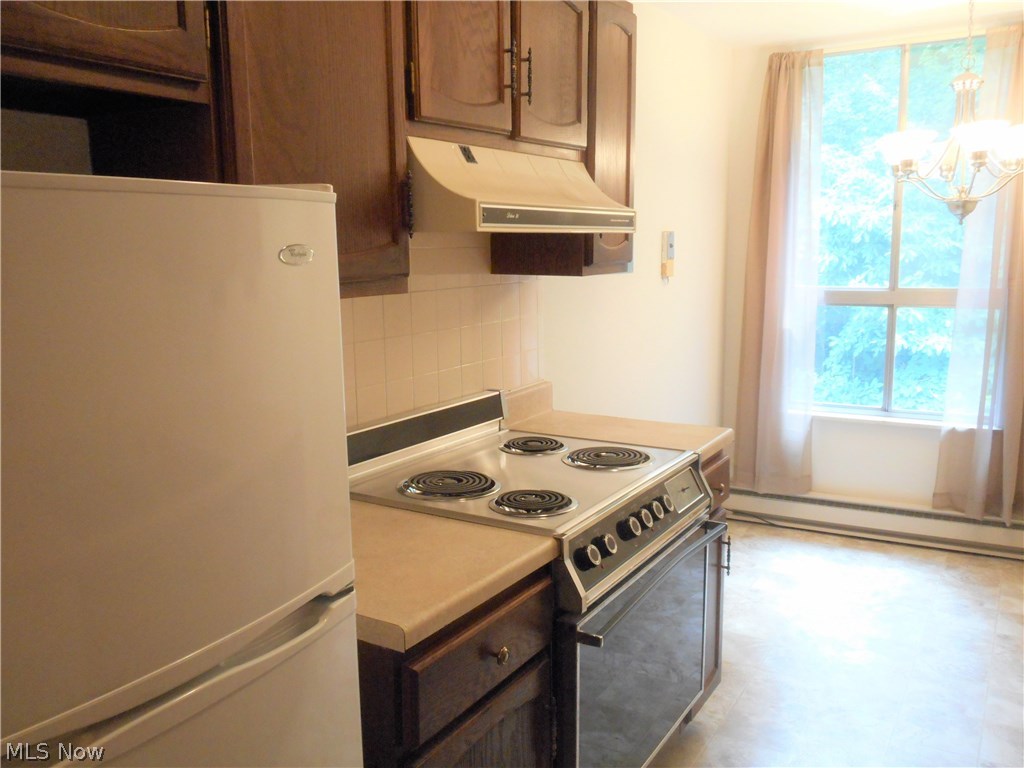 Silver Lake Towers - Residential