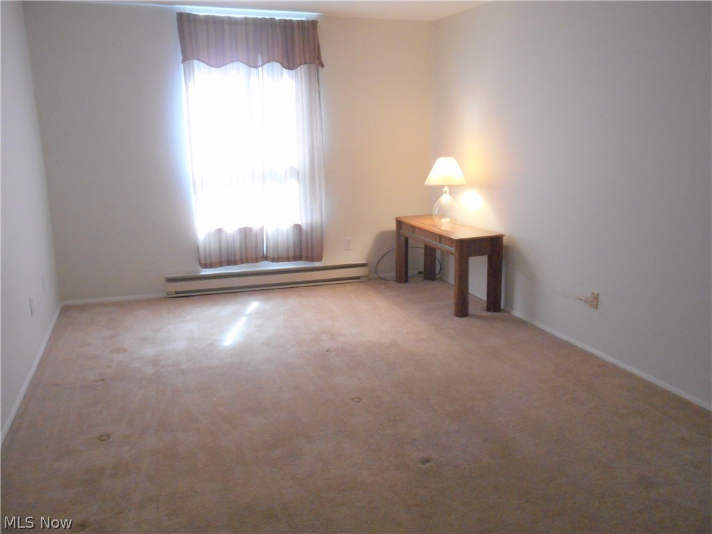 Silver Lake Towers - Residential