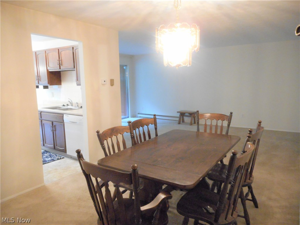 Silver Lake Towers - Residential