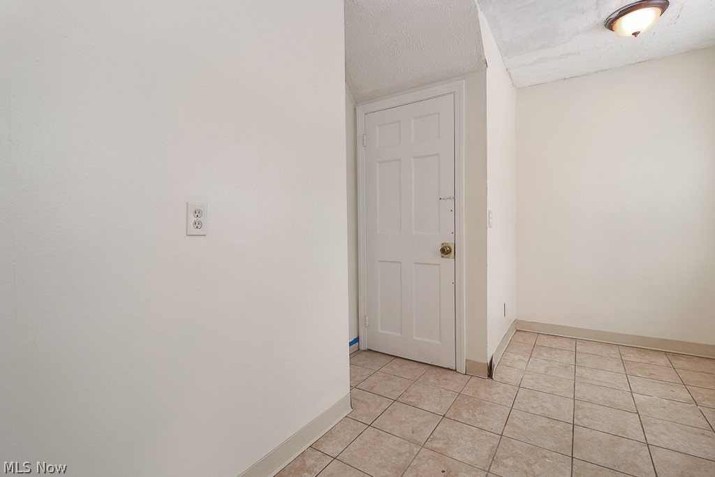 Shaker Lee - Residential