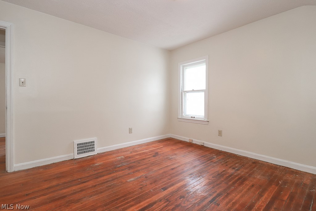 Shaker Lee - Residential