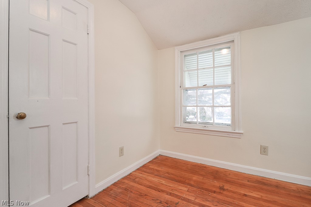 Shaker Lee - Residential