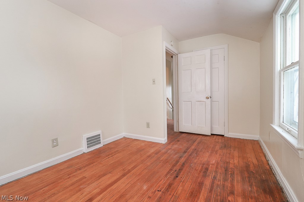 Shaker Lee - Residential