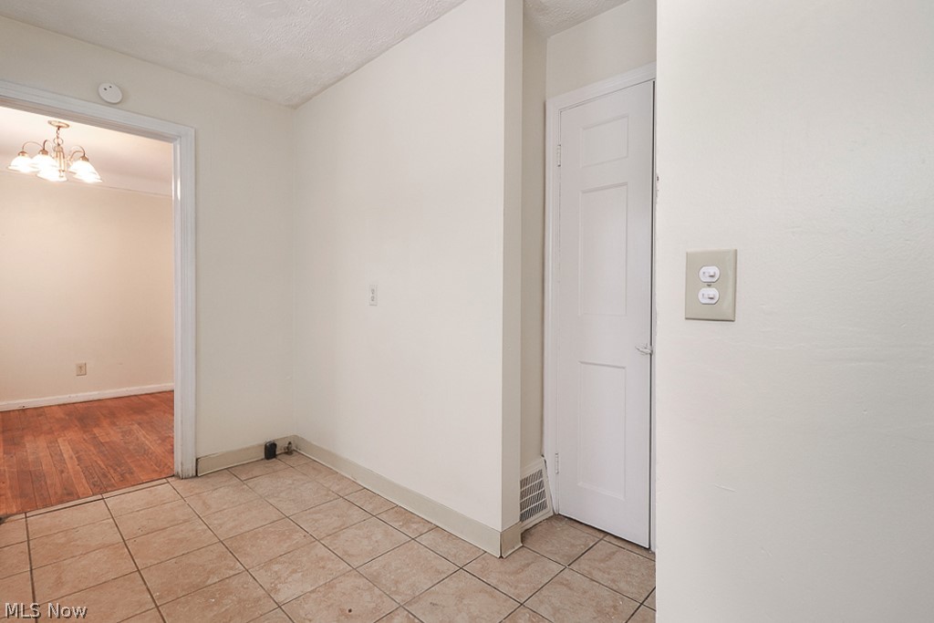 Shaker Lee - Residential