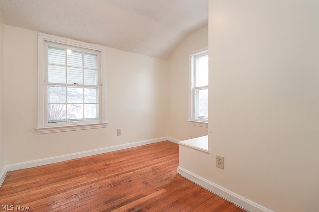 Shaker Lee - Residential