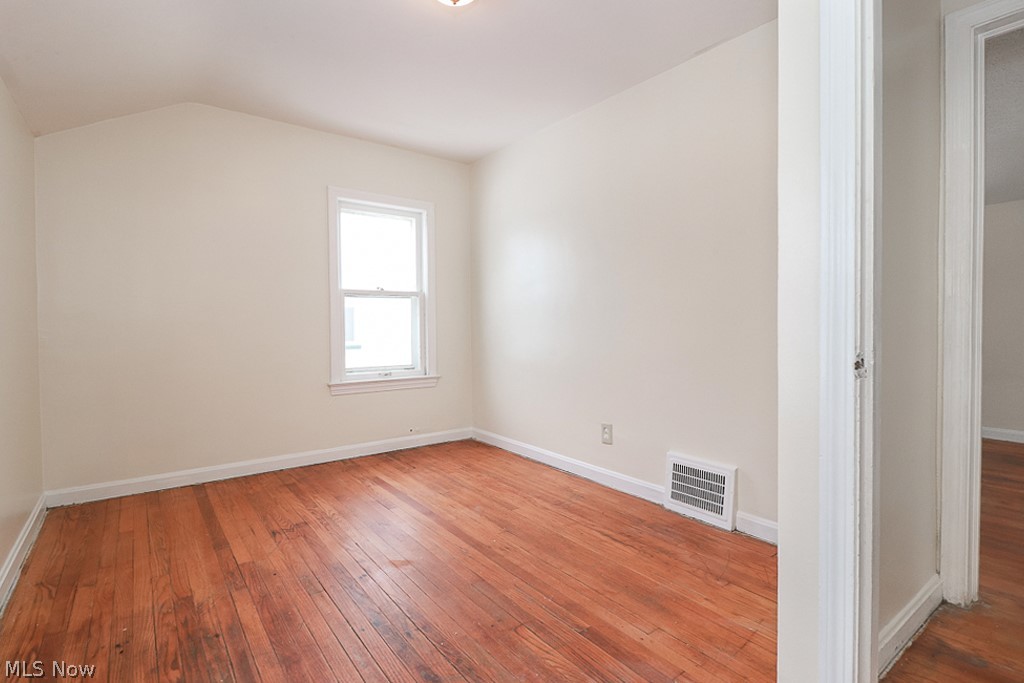 Shaker Lee - Residential