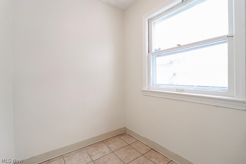 Shaker Lee - Residential