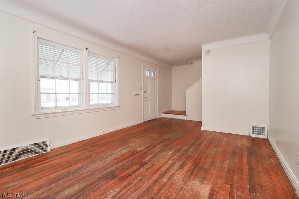 Shaker Lee - Residential