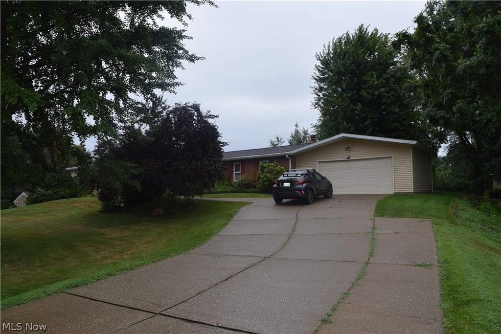Photo of 5040 2nd Street NW, Canton, OH 44708 (MLS # 5222127)