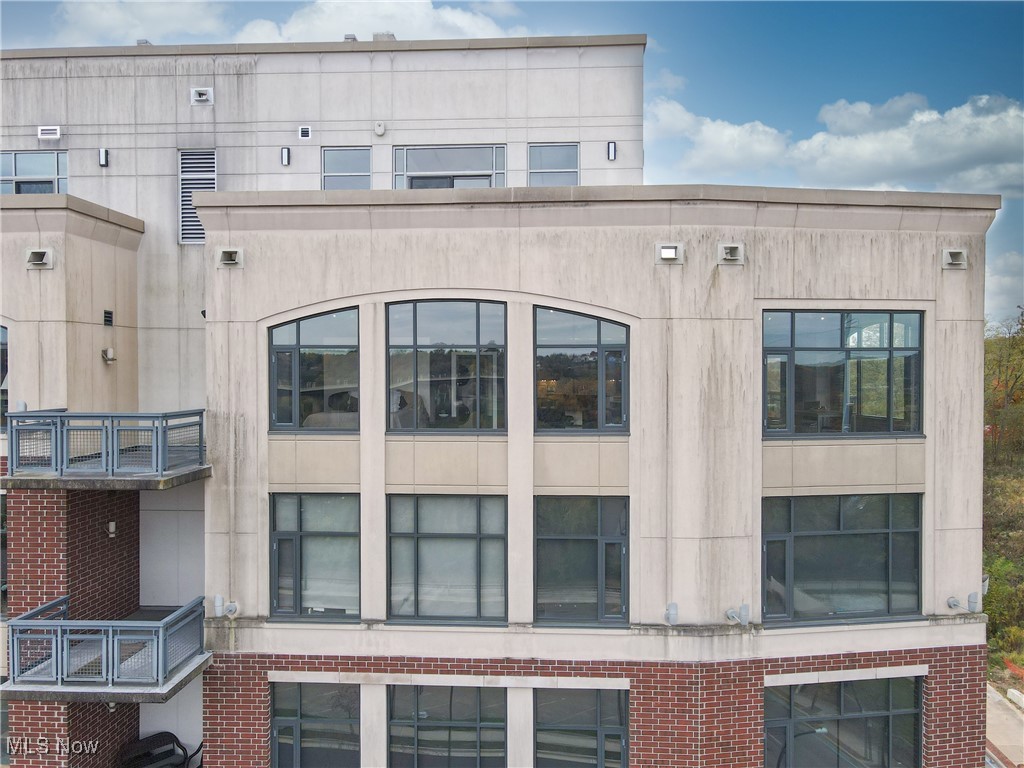 21 Furnace Street 701