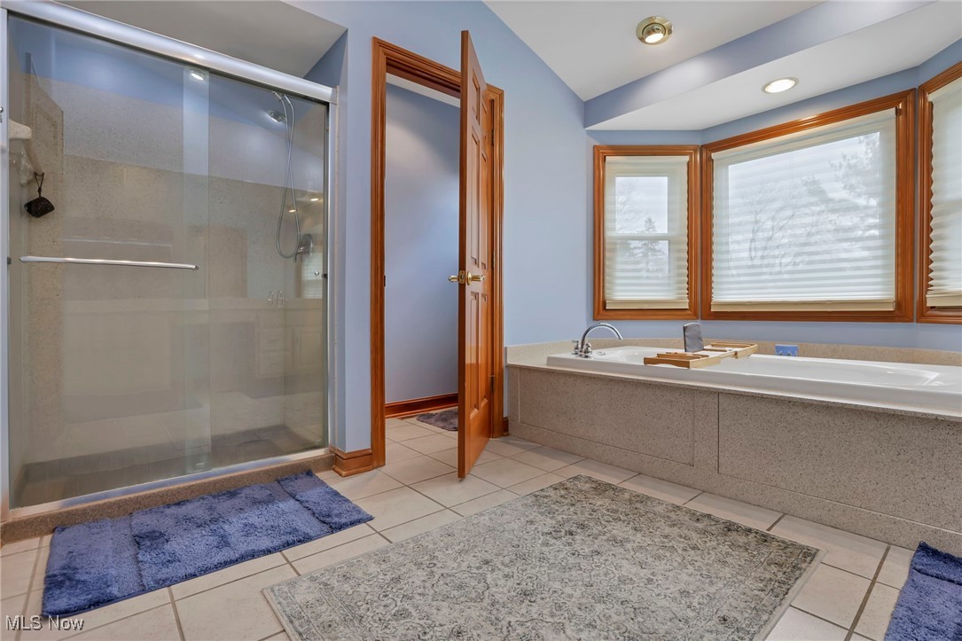 8823 Chateau Drive, Pickerington, Ohio image 37