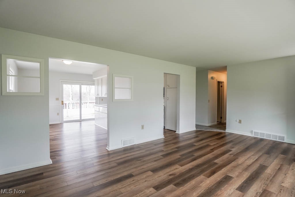 552 Dan Avenue, Canal Fulton, Ohio image 2
