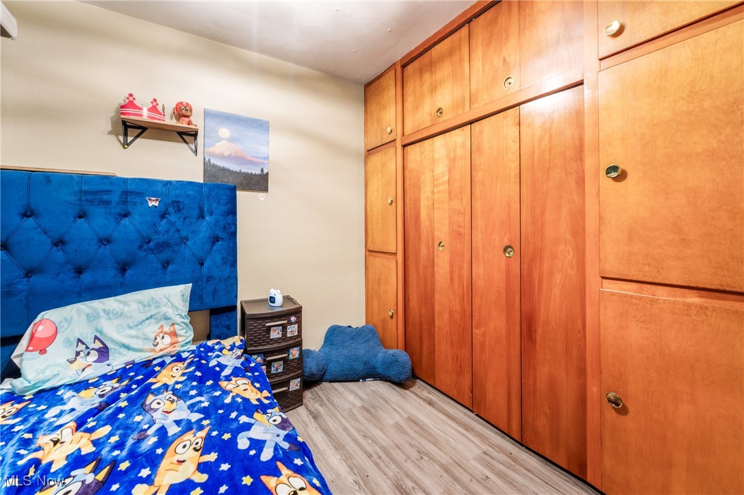 Robert Palmer 1 - Residential