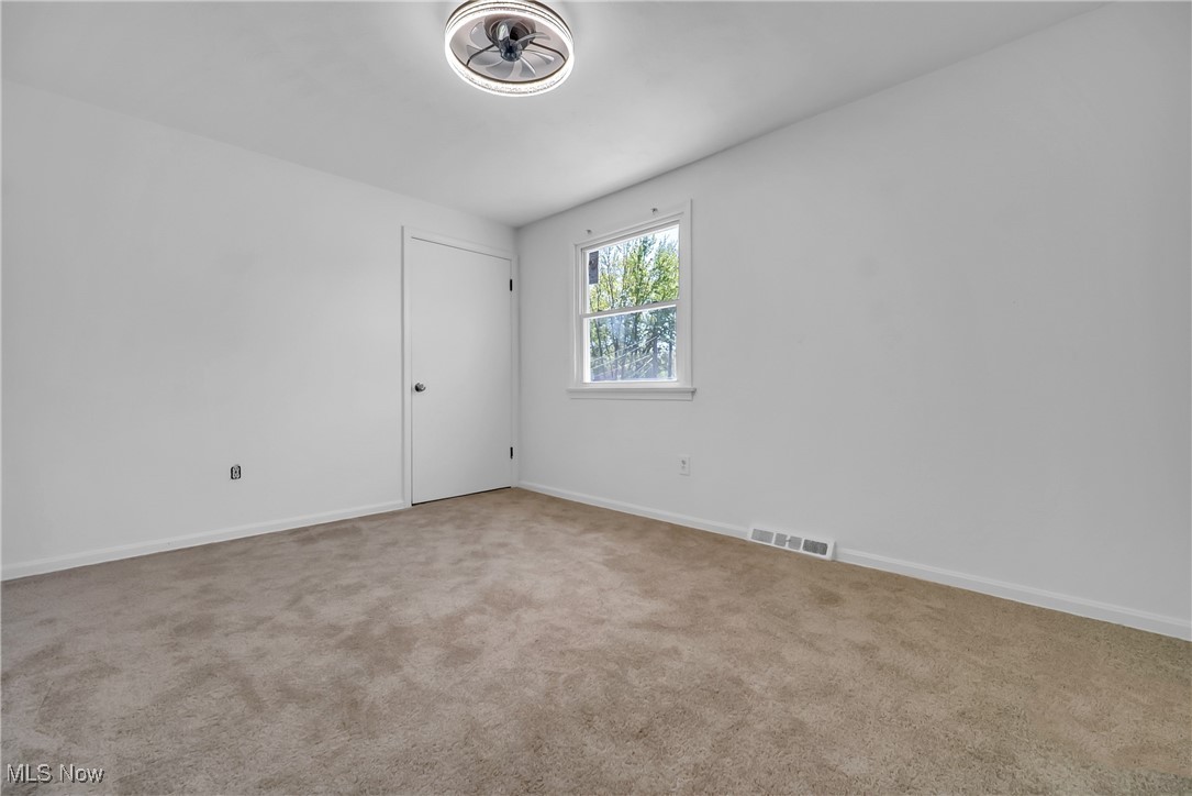1606 W 44th Street, Lorain, Ohio image 28
