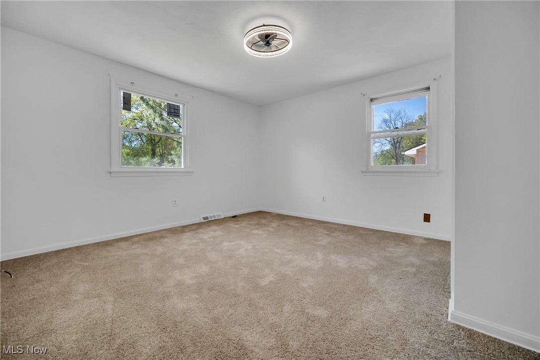 1606 W 44th Street, Lorain, Ohio image 30