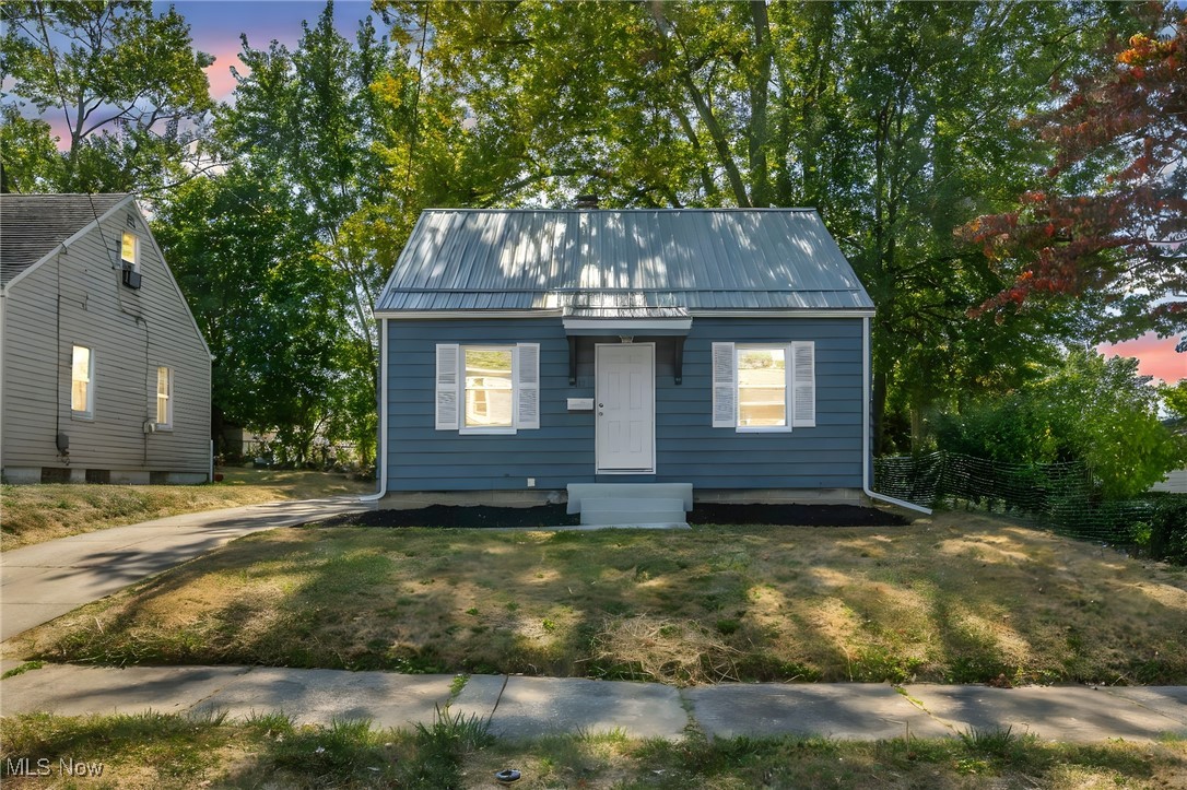 Welcome to this beautifully updated 3-bedroom, 1-bath bungalow that’s move-in ready from top to bottom. Nearly everything has been remodeled to give you peace of mind and modern comfort. Step inside to find brand-new flooring, fresh paint, and a completely remodeled bathroom with stylish finishes. The kitchen and living areas flow seamlessly, offering a cozy yet functional layout perfect for everyday living. Major updates include a new roof, new hot water tank, and new gutters, ensuring years of worry-free ownership. With thoughtful updates throughout, this home blends classic charm with modern upgrades. Conveniently located near local schools, shopping, and easy highway access, this property is perfect for a first-time buyer, downsizer, or anyone looking for a turnkey home in Akron. Don’t miss your chance to own this move-in ready gem—schedule your showing today!