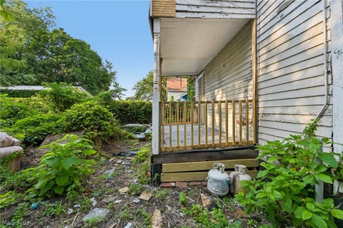 Tiny photo for 942 E 79th Street, Cleveland, OH 44103 (MLS # 5239389)