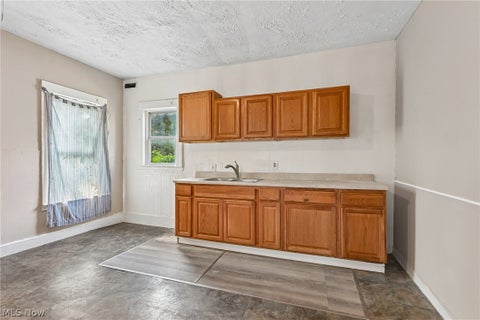 Tiny photo for 942 E 79th Street, Cleveland, OH 44103 (MLS # 5239389)