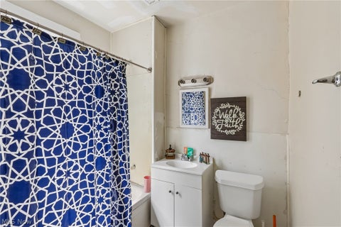 Tiny photo for 942 E 79th Street, Cleveland, OH 44103 (MLS # 5239389)