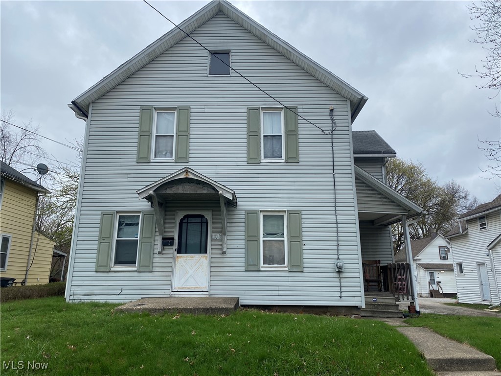 686 Sumner in Akron Ohio is close to the University of Akron and downtown attractions. Two of the units are in the main house and there is a back house that has one unit. Each of the units has 2 bedrooms and 1 bath. The lower-level unit 1 which is vacant can be accessed from the front door. There is also a back dock as well which has access to the basement stairwell which has additional storage and a washer and dryer. Unit 2 stairwell is towards the front and access on the side of the house. Unit 1 is the largest of the unit with tall ceilings, a dining room, family room, and kitchen with two flanking bedrooms. Currently #2 and #3 unit are rented on a month-to-month basis. There are no lease agreements in place and new agreements will have to be made by new owner. This is part of an estate sale that is selling 6 other homes around the Akron area. Please see supplements or contact listing agent. Current rents are $900 unit 1 (vacant), Unit 2 $725, Unit 3 $850. No separate meters between units. Utilities paid by landlord for front and back units and do not have separate meters. Square footage was taken from Tax & Legal document showing front unit as 2262 sq/ft and back as 576 sq/ft
This is an Estate sale and as such is being sold as-is where is with no seller financing, Inspections will be for informational purposes only.