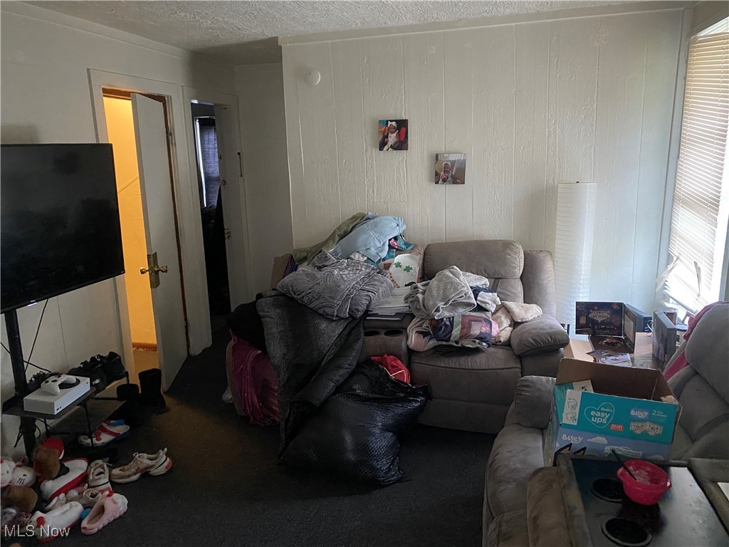 Voris & Steinbacher - Residential Income