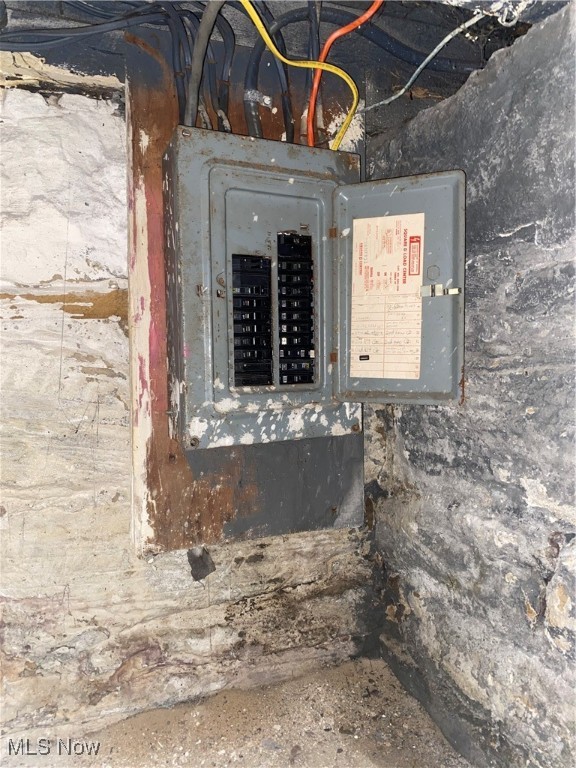 Voris & Steinbacher - Residential Income