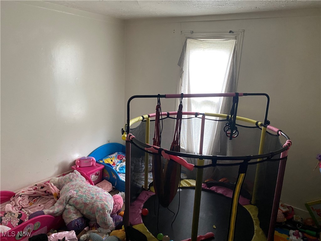 Voris & Steinbacher - Residential Income