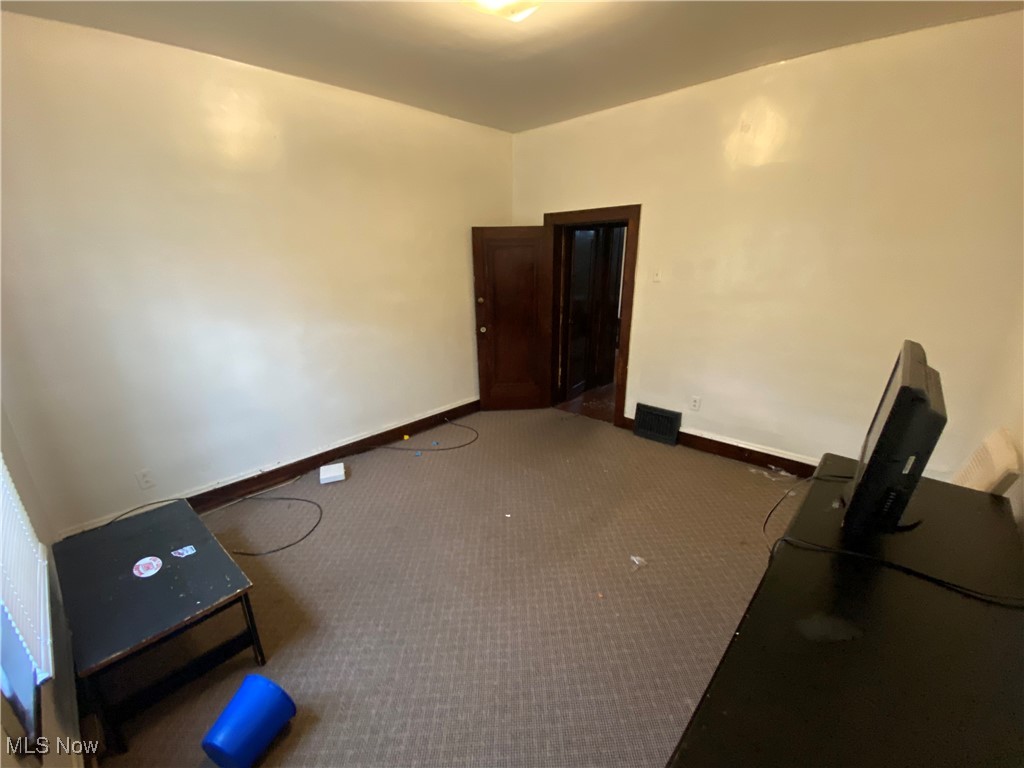 Voris & Steinbacher - Residential Income