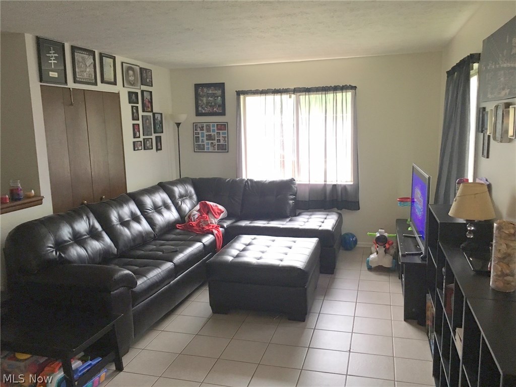 Canton - Residential Income