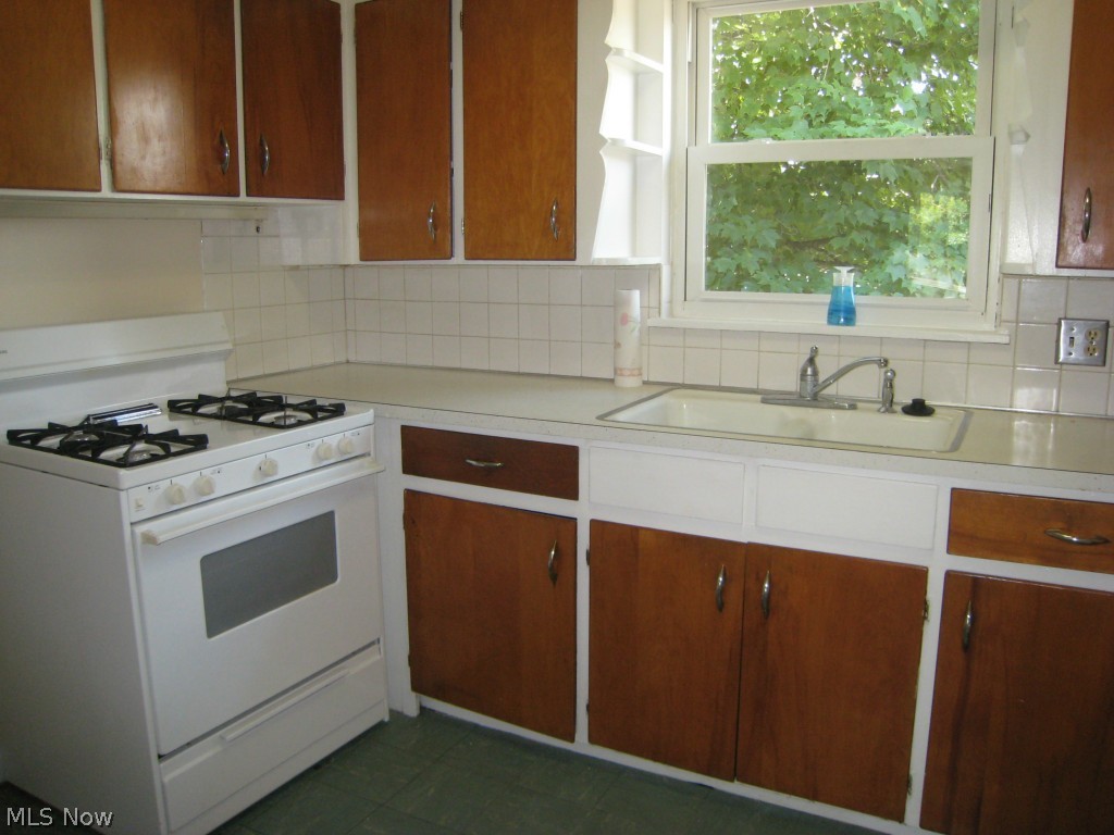 Fairlawn Heights Estate #3 - Residential Income