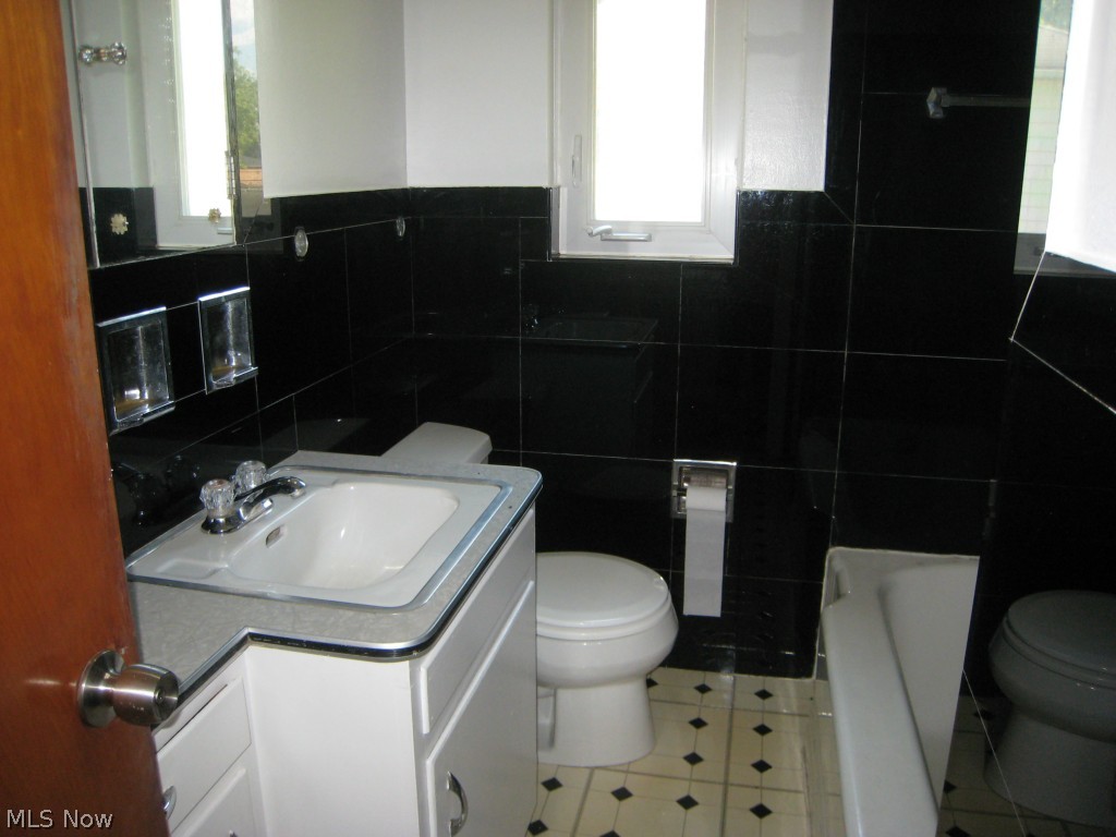 Fairlawn Heights Estate #3 - Residential Income