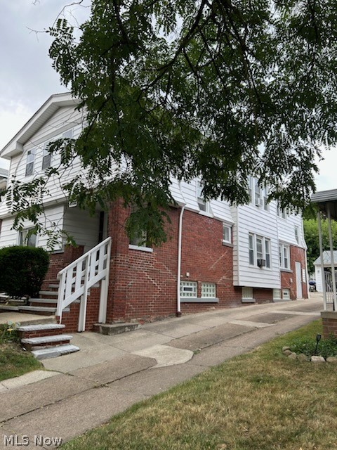 Garfield Pkwy - Residential Income