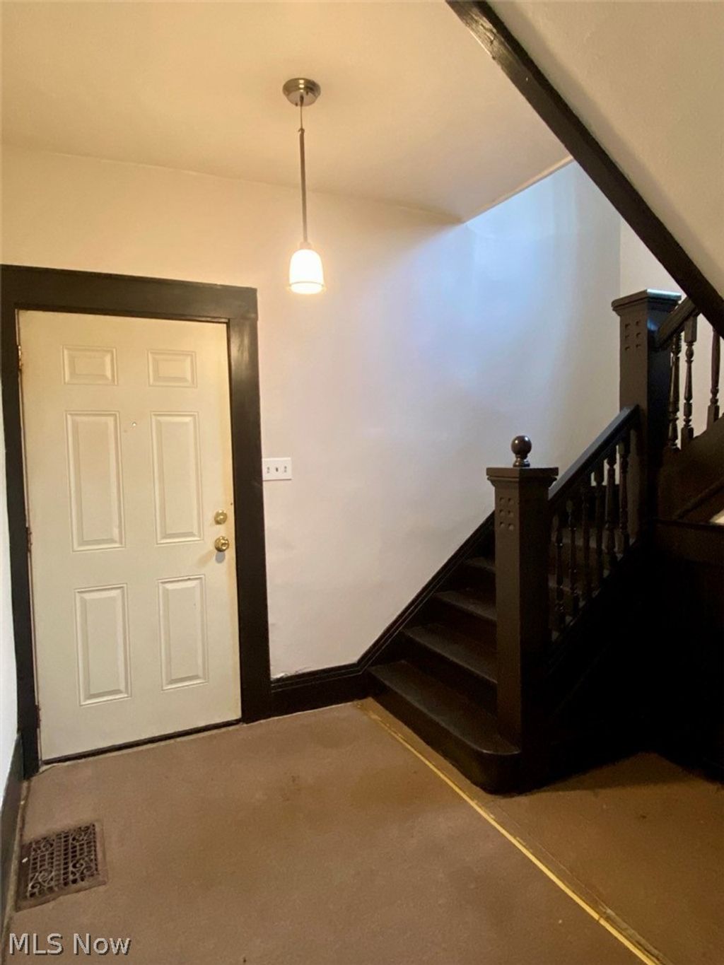 Photo of 390 Doyle Street, Akron, OH 44303 (MLS # 5198538)