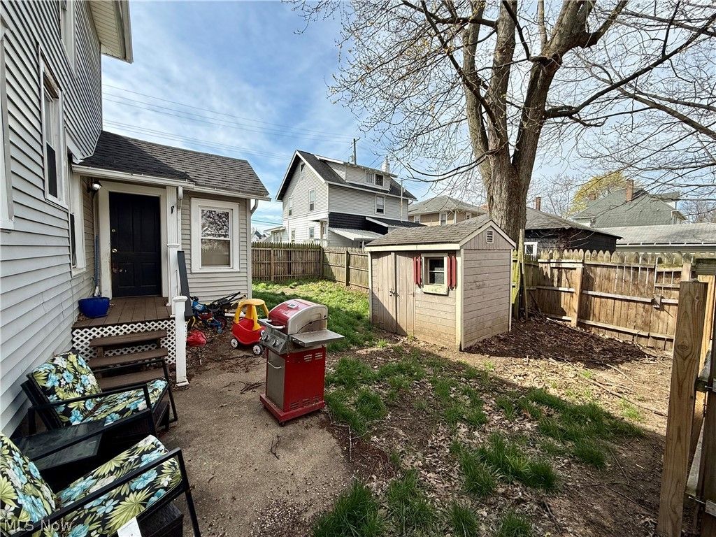 Photo of 111 9th Street NE, Massillon, OH 44646 (MLS # 5199170)