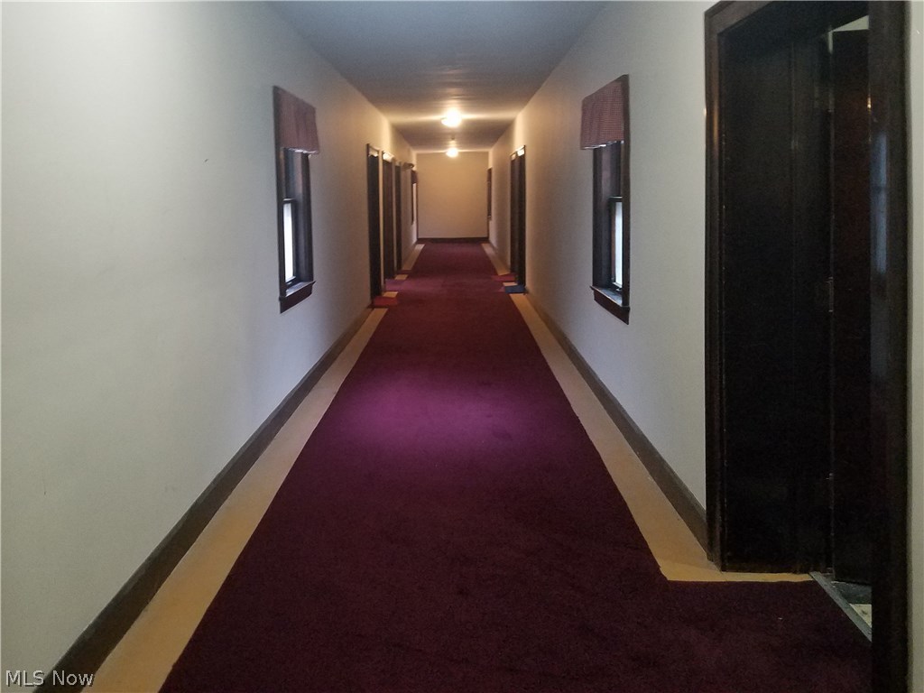 Edgewater Land Companys - Residential Lease